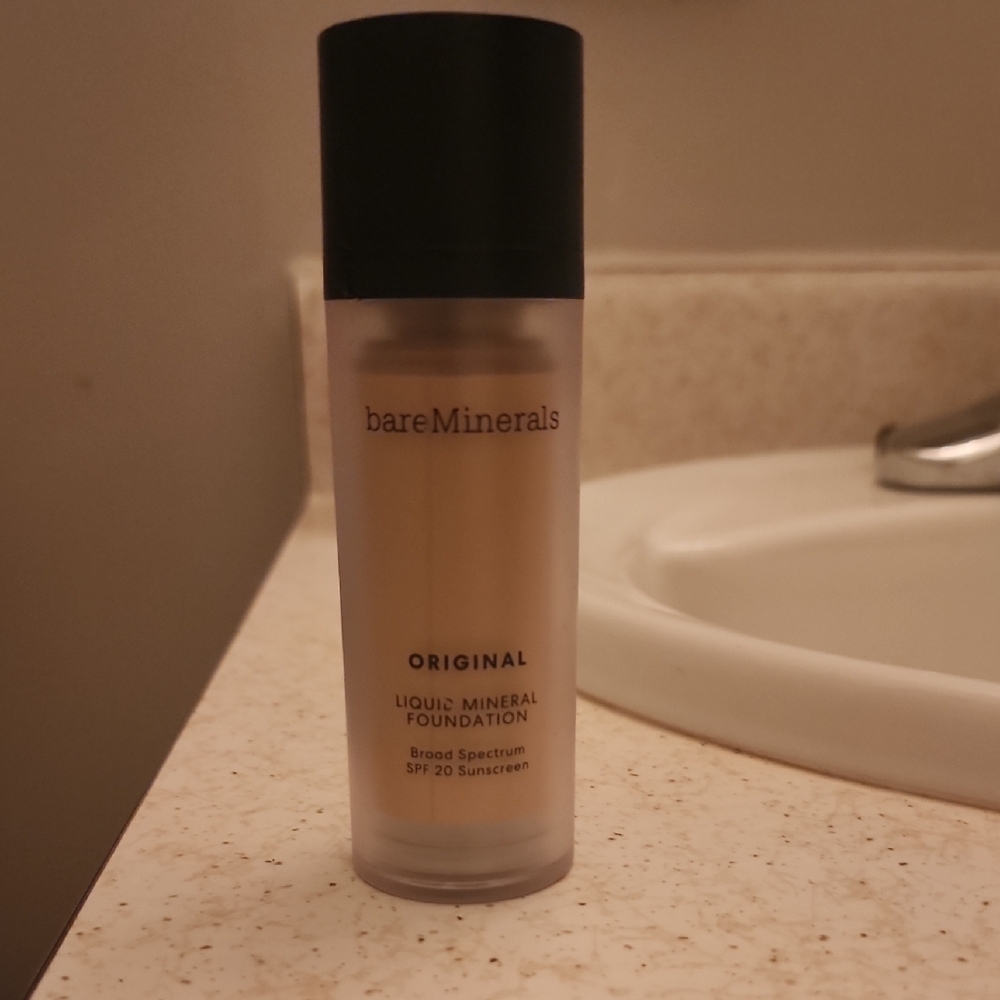 bareMinerals Original Liquid Mineral Foundation - Cream